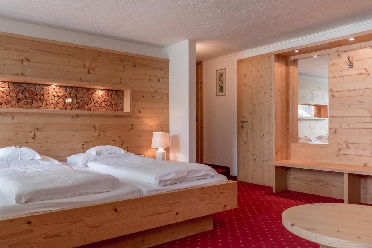 Hotel Seefelderhof เซเฟลด์ อิน ทิโรล ภายนอก รูปภาพ